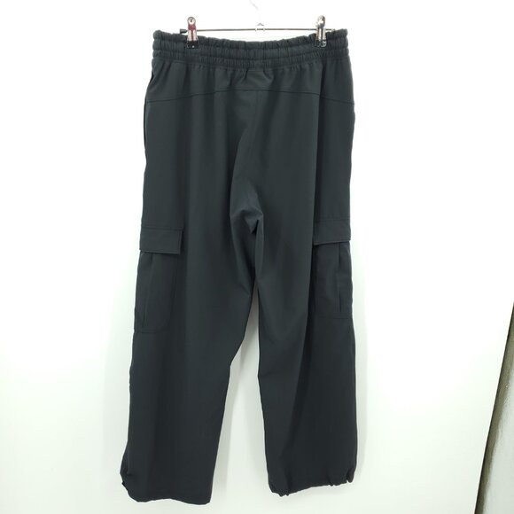 Under Armour UA Rival Woven Women's Cargo Pants M Black - Picture 3 of 16